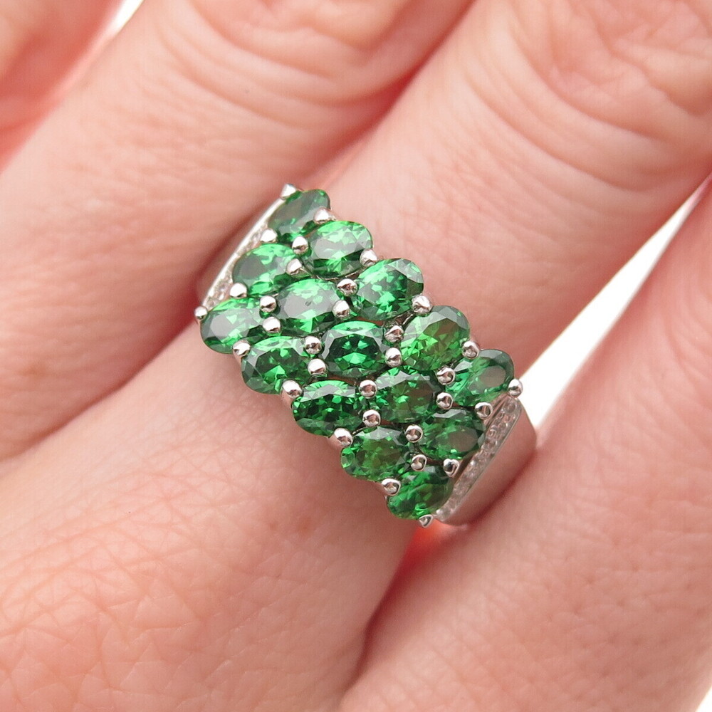 925 Sterling Silver Green & White C Z Cluster Ring Size 8